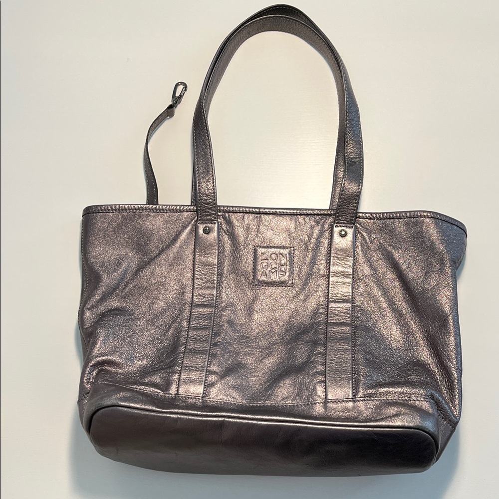 🪩 Metallic silver Longchamp shoulder bag